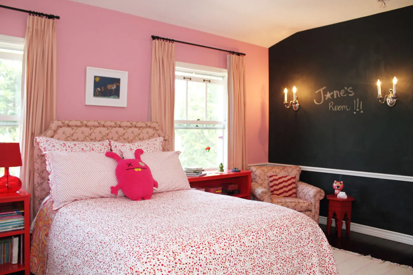 pink and black bedroom curtain